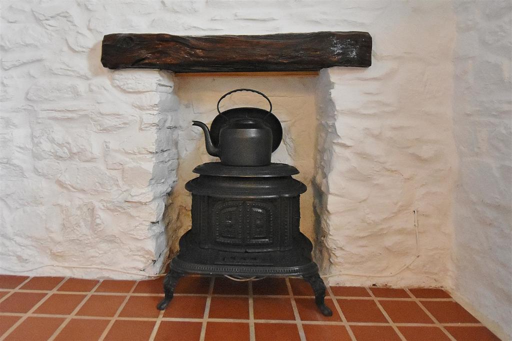 STOVE