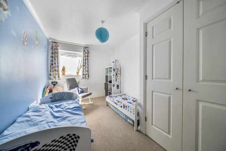 1295976 2 682c4fddd7768 ARW