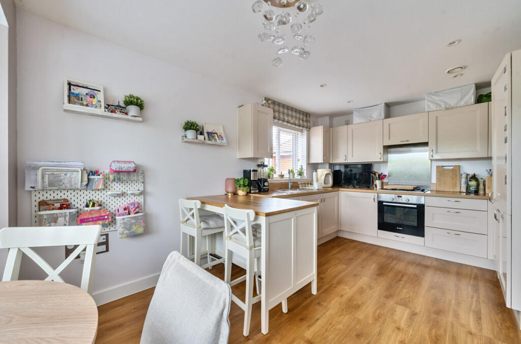 1320118-18-686e6a...