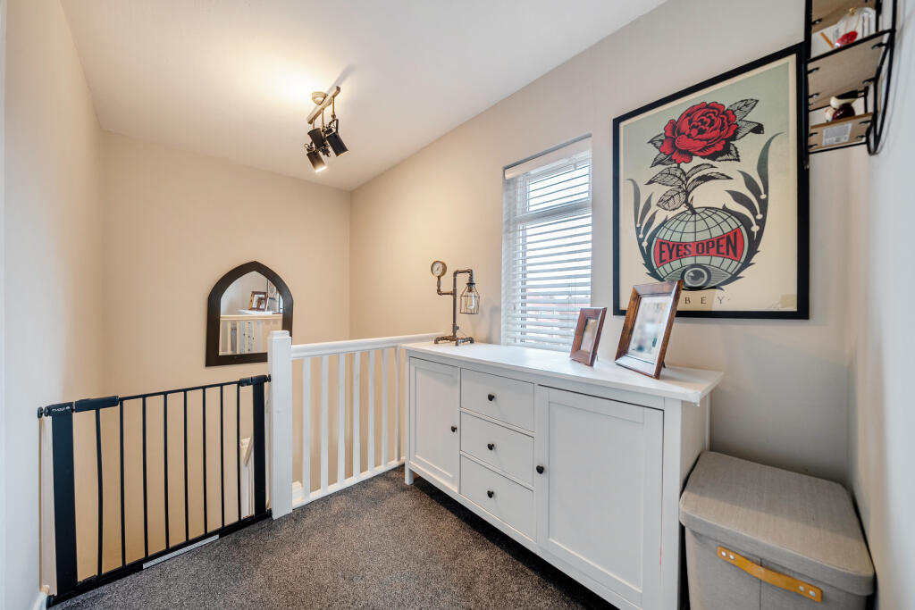 1373032-21-6908a8f6968e9