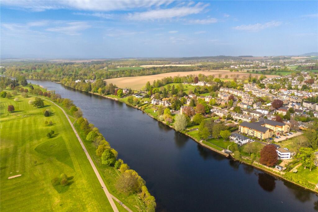 North Inch and River