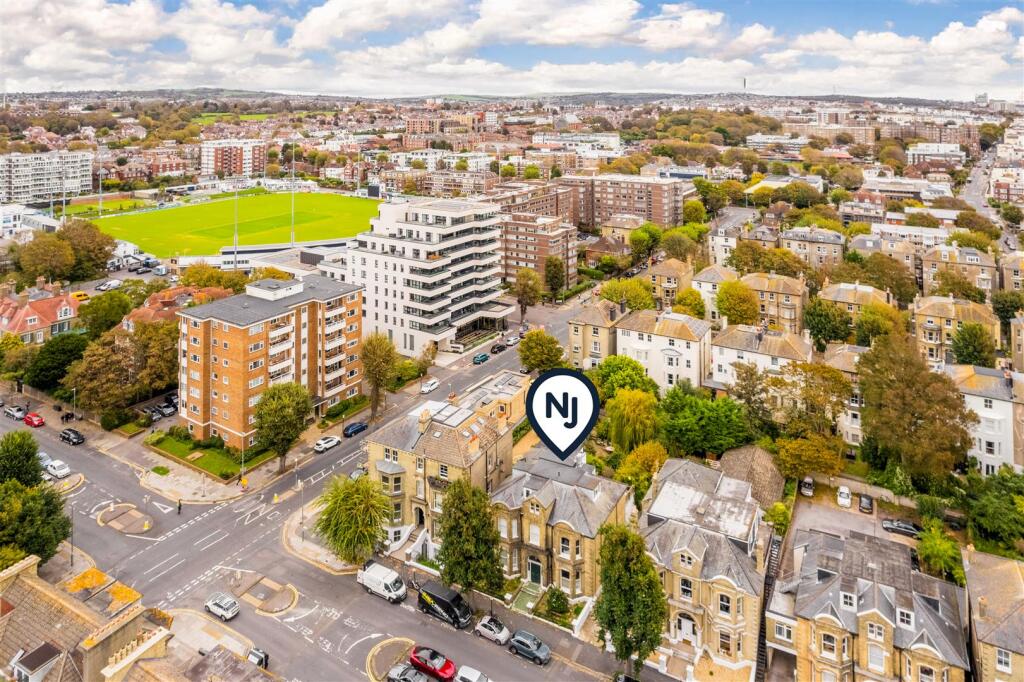 Flat 5, 36 Wilbury Road-24.jpg