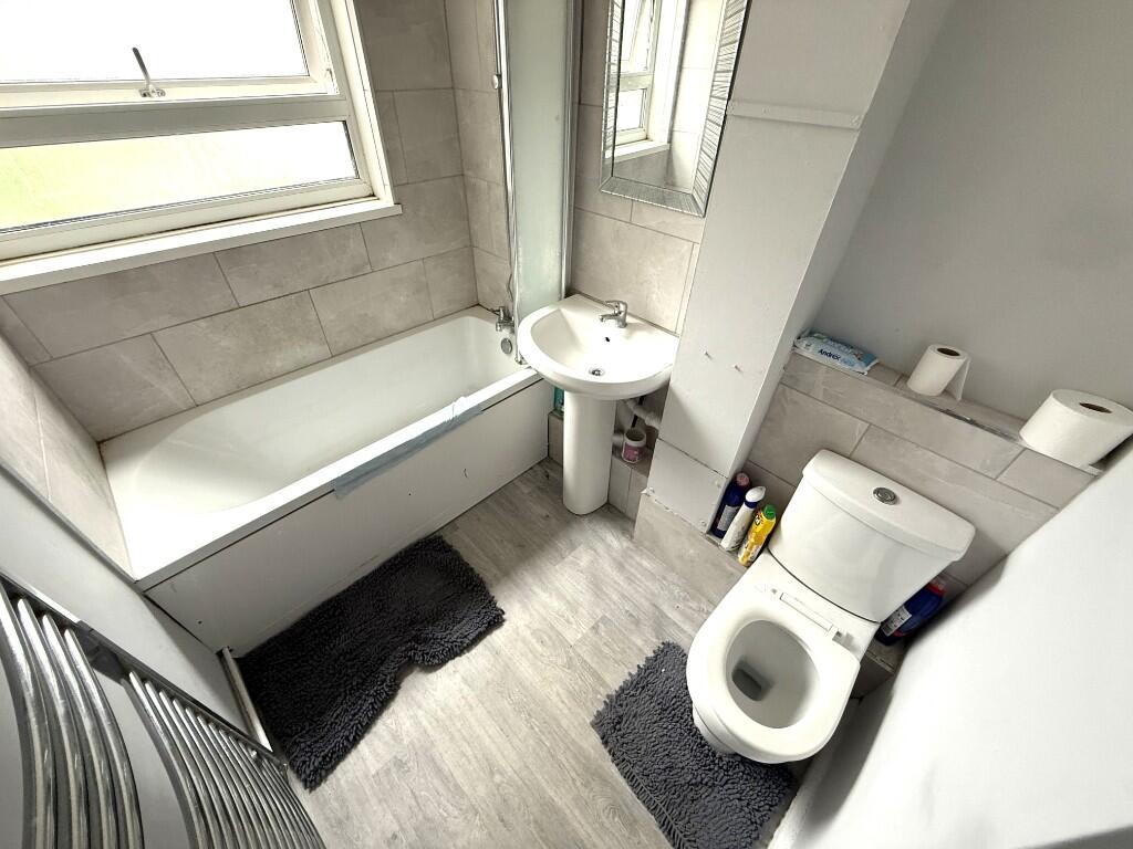 FITTED BATHROOM