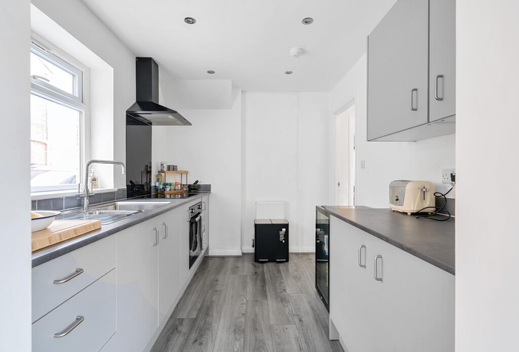 1341252-17-68a4b4...