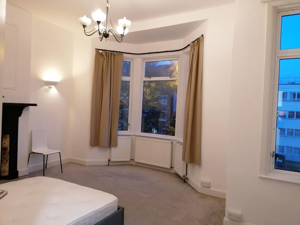 thumbnail_IMG_202...