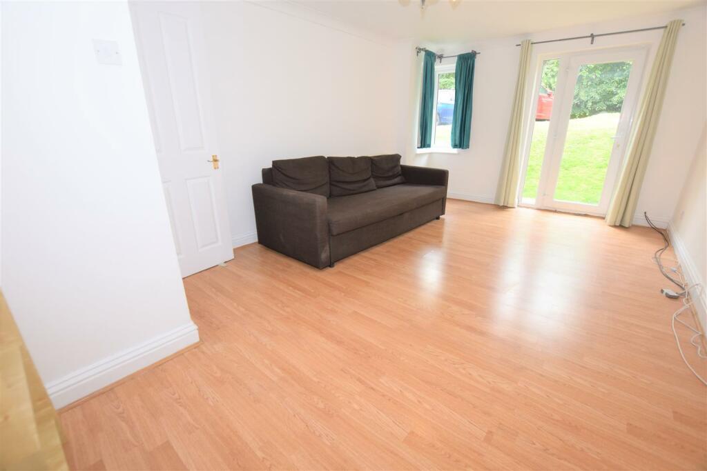 living room 3 .jpg