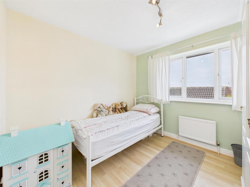 Bedroom:
