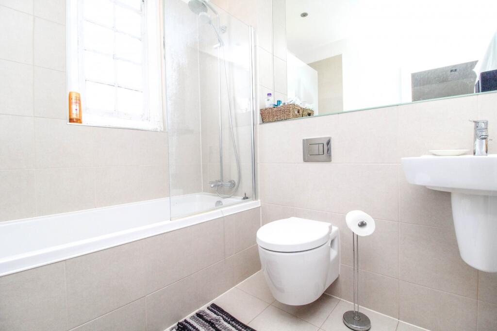 En Suite View 1