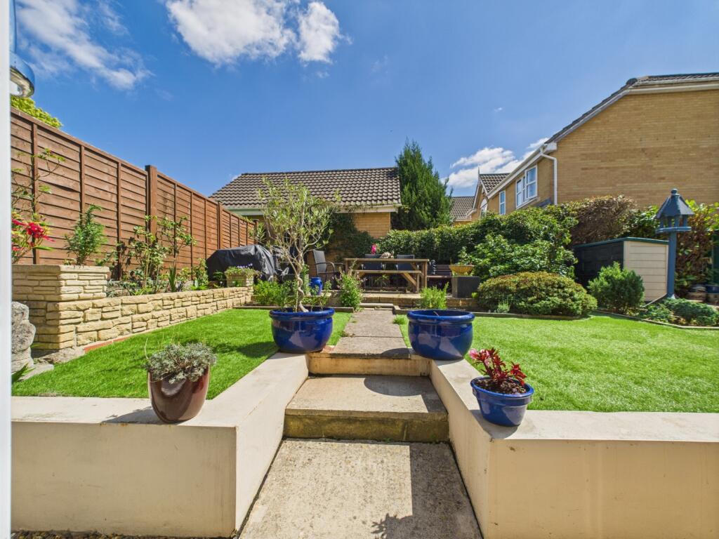 CAM02023G0-PR0161-STILL034