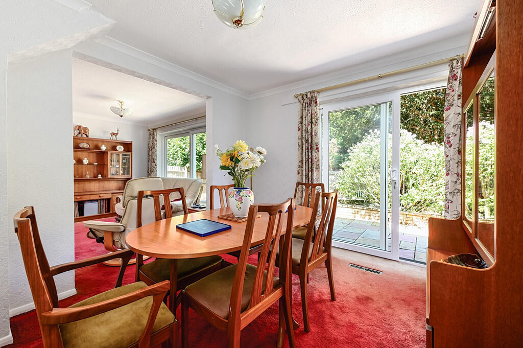 3 Maybrick Close ...