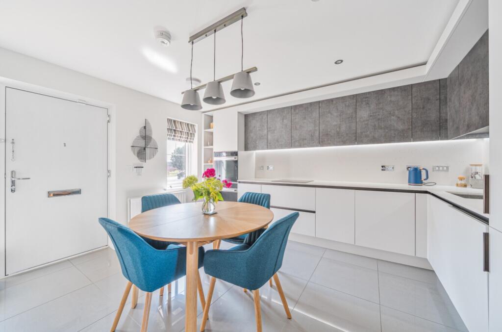 1334109-3-6893970096036