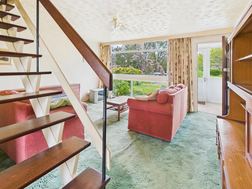 CAM05068G0-PR0015...