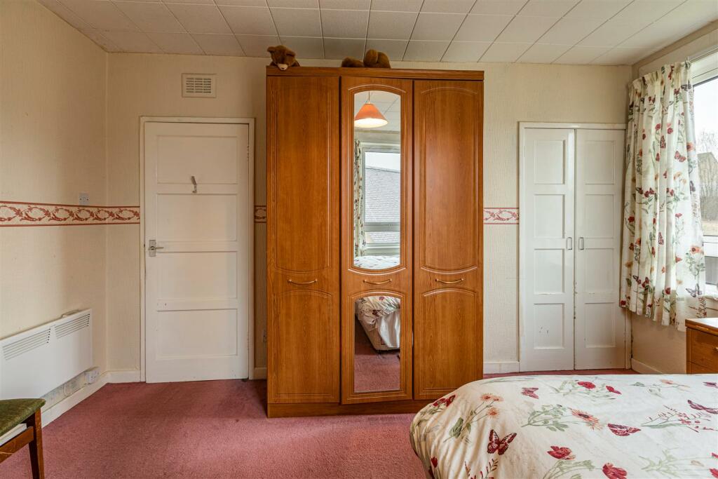 24 Roxburghe Place Newtown 17.JPG
