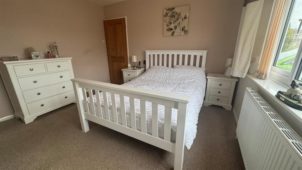 New Bedroom One (1).jpg