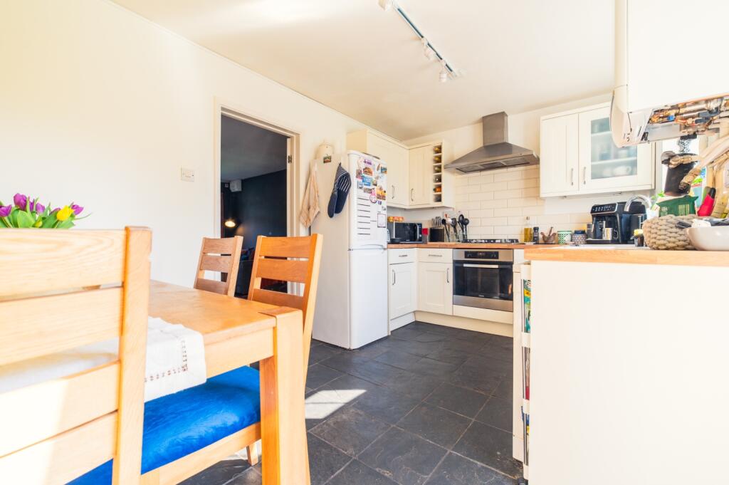 Award-winning Media team on EVERY Listing_15