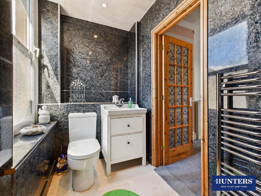Master En-Suite
