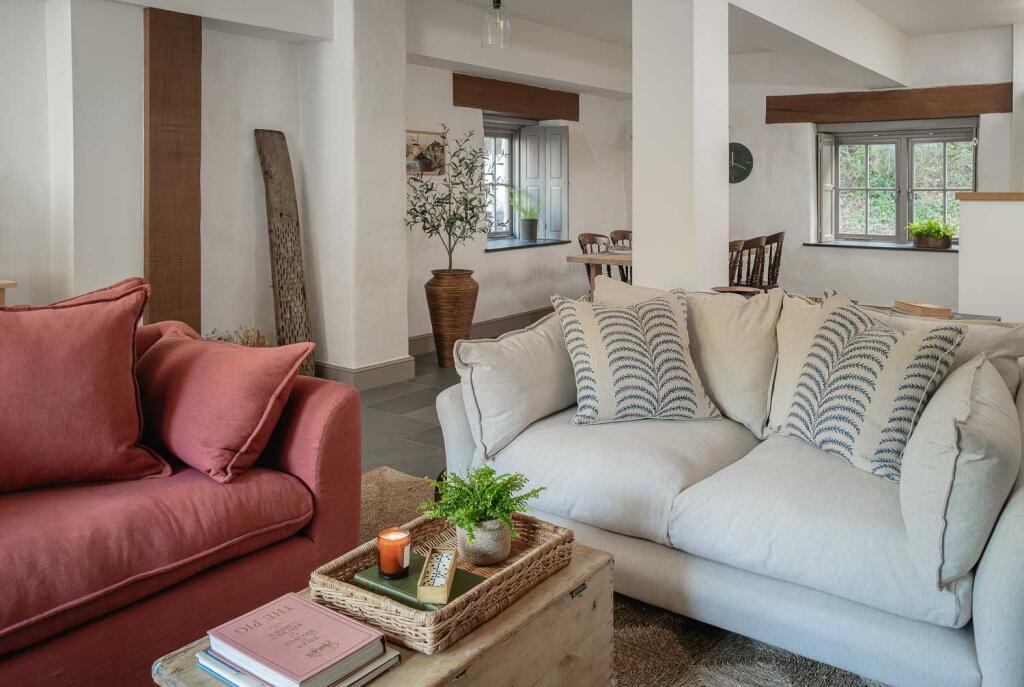 Open Plan Lounge