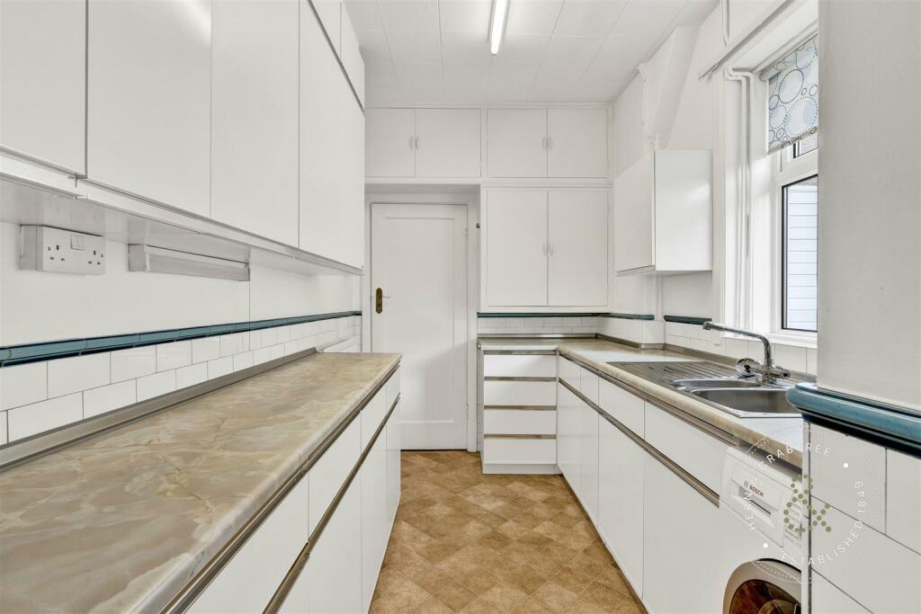 Heathwood Road, Hern Crabtree (7).jpg