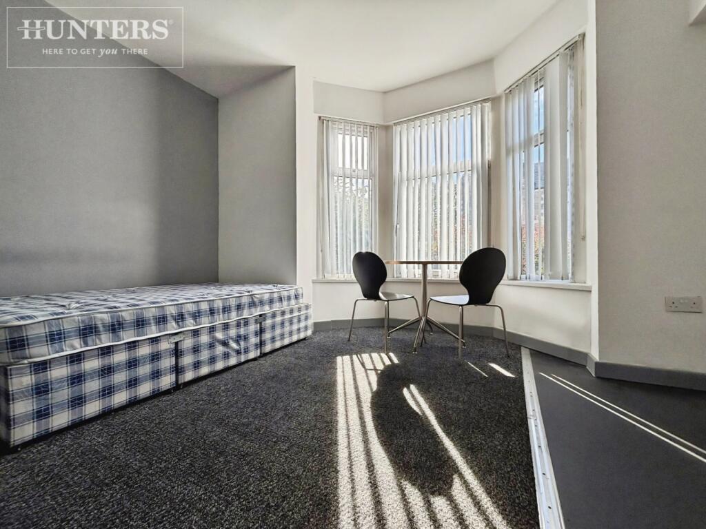 pbox-bedroom-344538.jpg