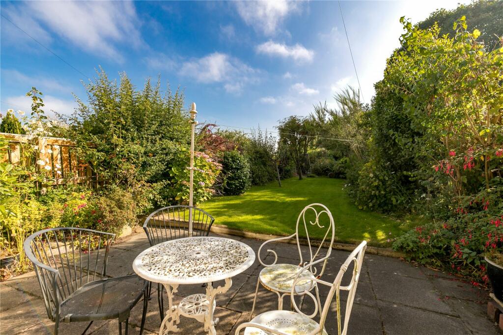 South Facing Garden