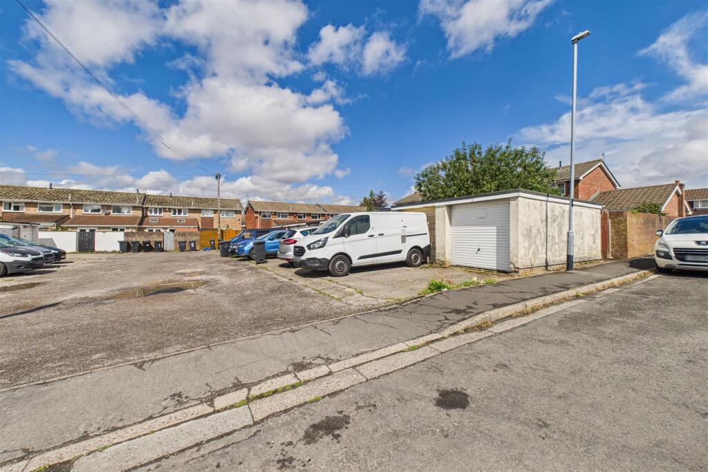 Garage and Parking &#64;, King Edward Close Whitchurch