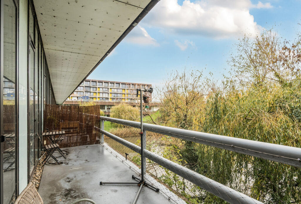 1380285-3-6914af6...