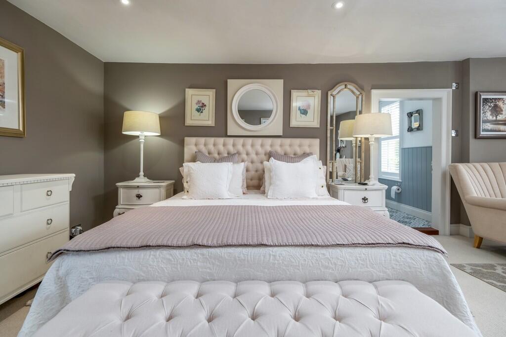 1440px-Elm Farm H...