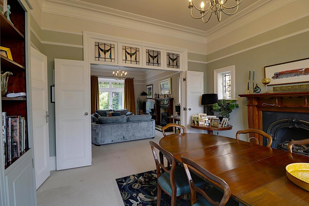 Dining Room c