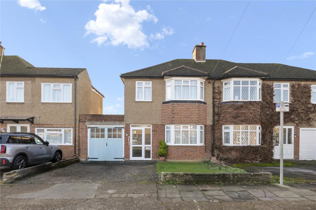 Lawrence Drive, Ickenham, Uxbridge, UB10