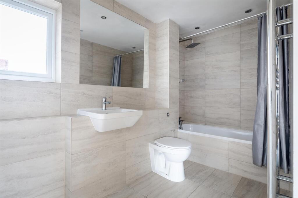 Chiswick Staithe-28.jpg