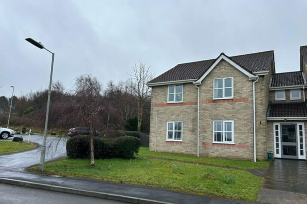 5 Ffordd Cynghordy, Llansamlet, Abertawe, SA7 9QF
