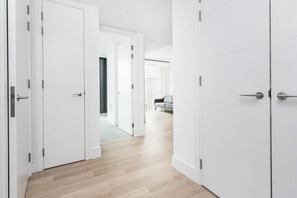 KFH-80_Carrara_Tower
