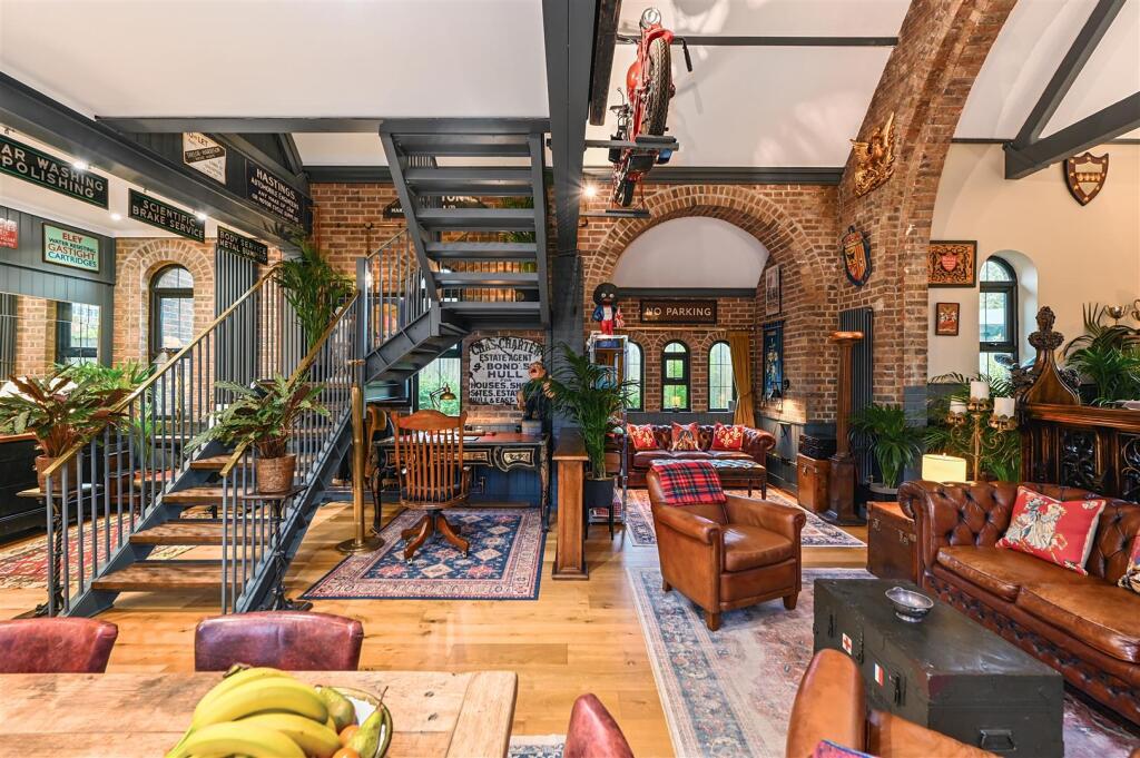 Birkdale hall tn39 (9).jpg