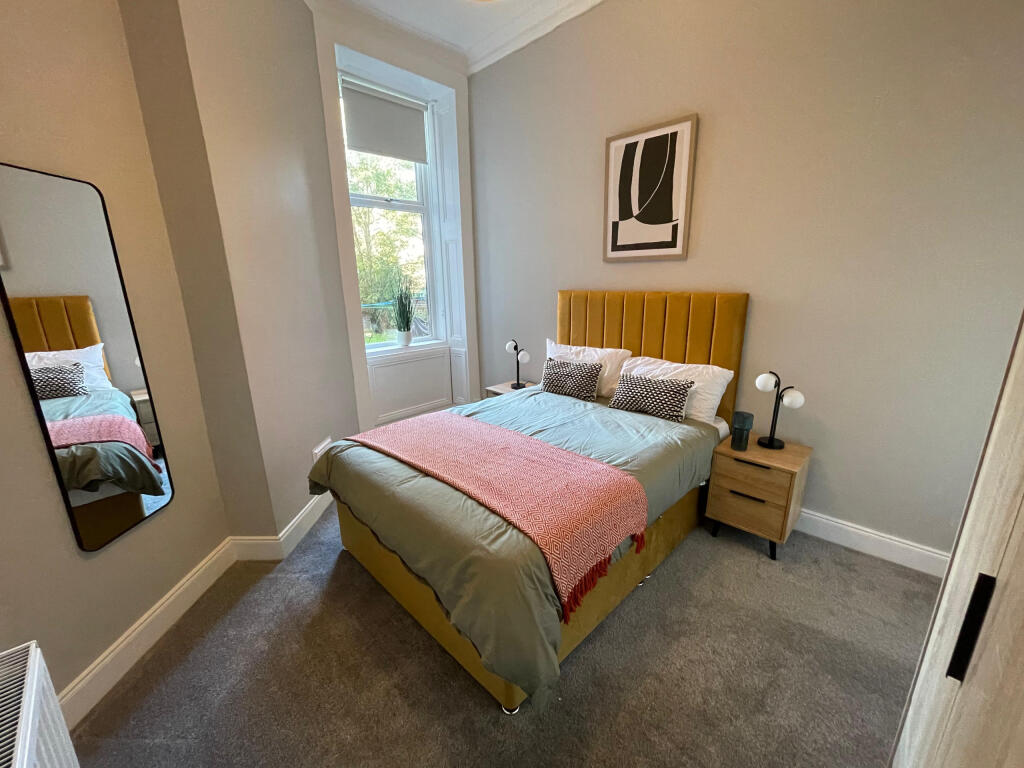 Meadowpark St Bedroom 11