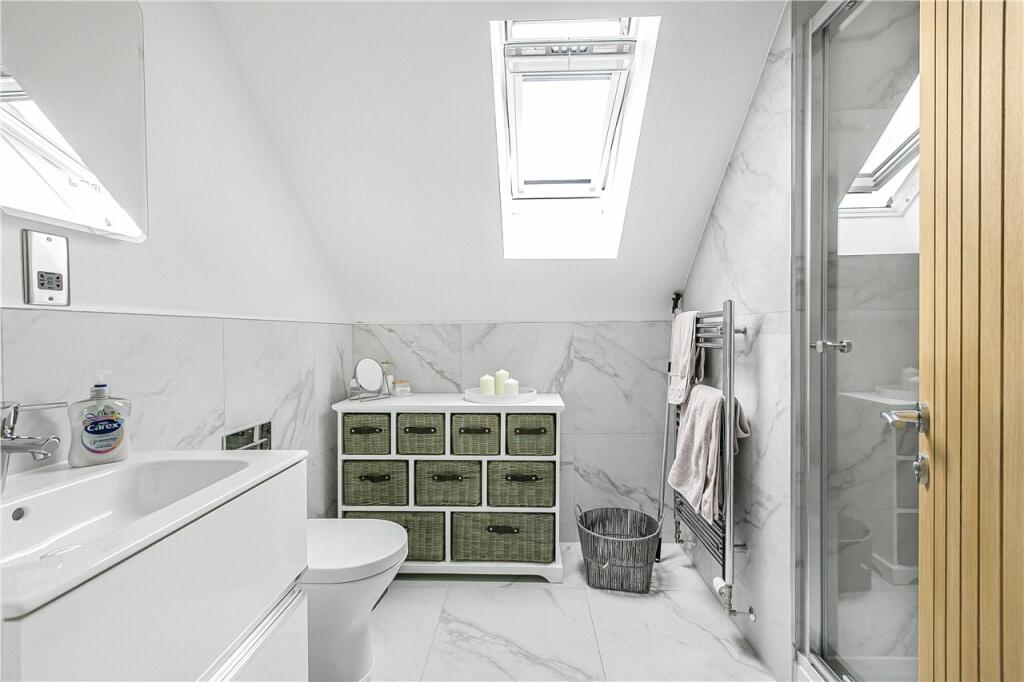 Ensuite