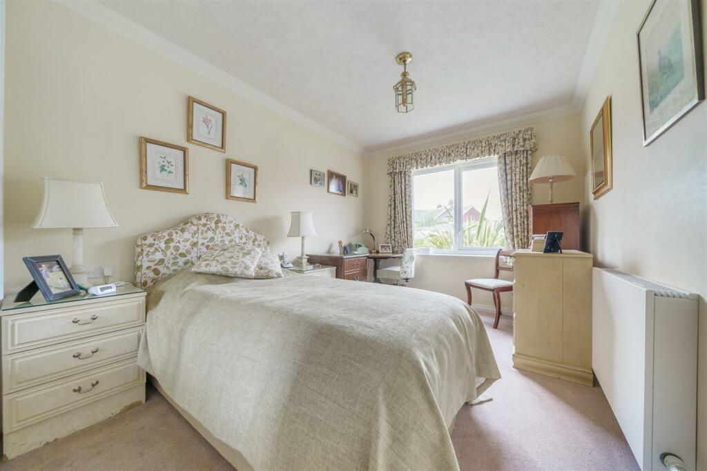 Bedroom.jpg