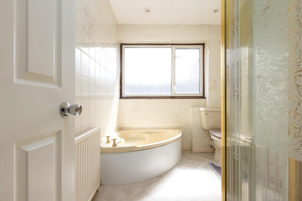 201 Dundridge reshoot-1.jpg