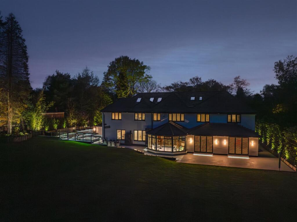 Field House_Twilight-34.jpg