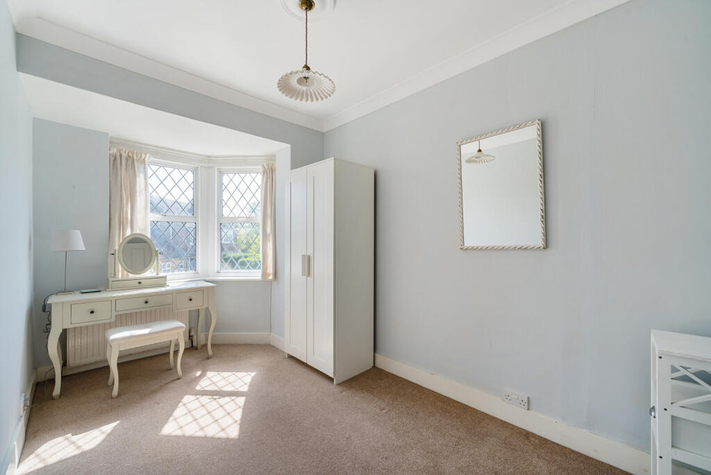 13-681b3c3275664-...