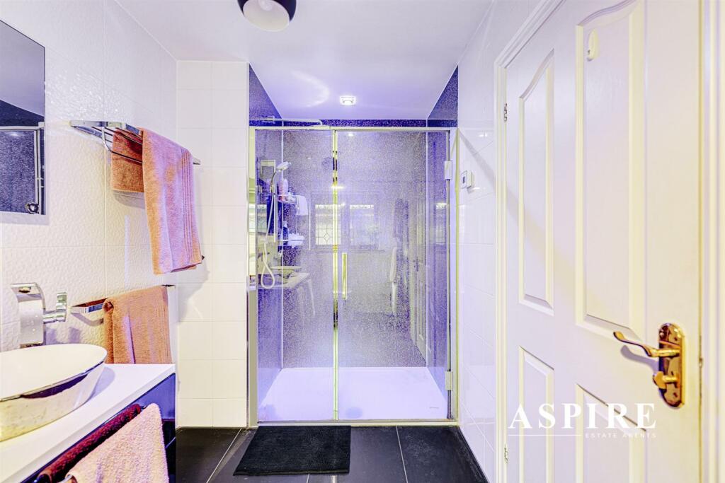 Aspire Estate Agents15.jpg