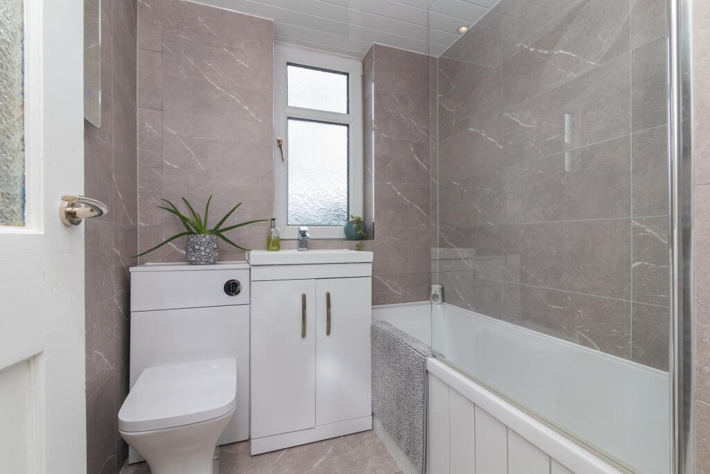 67 Cloberhill Road Knightswood Glasgow G13 2LB-10