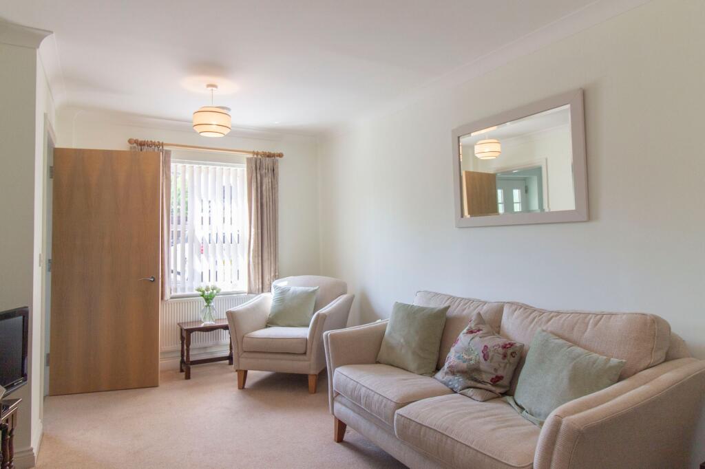 Reception room &amp; Kitchen