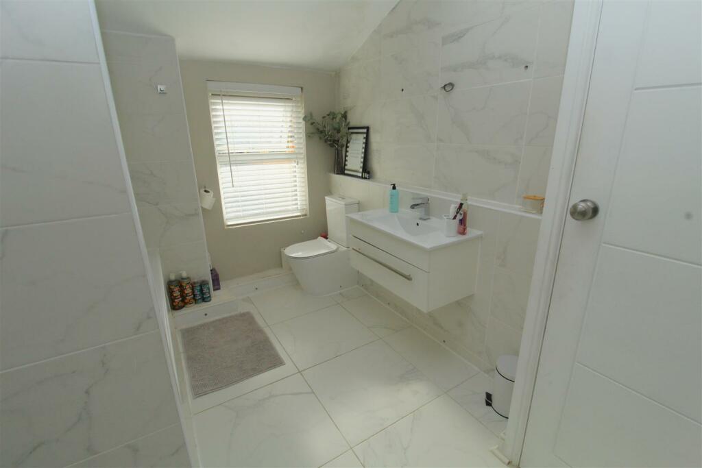 Bath.JPG