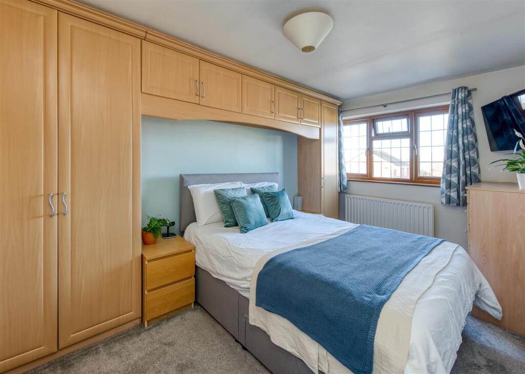 48 Millfields Way-bed1 FEB25.jpg
