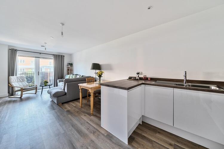 9 681e0a5d44d44 1285932 ARW 9