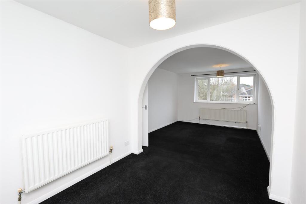 BEDROOM/RECEPTION ROOM 2