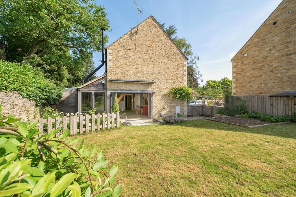 1310517-5-6852bc5e59c8a