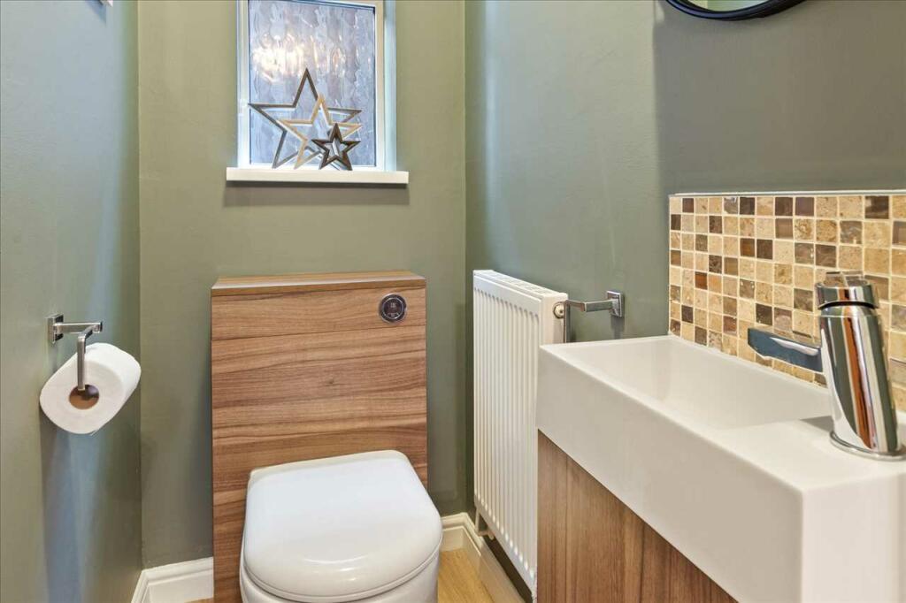 CLOAKROOM