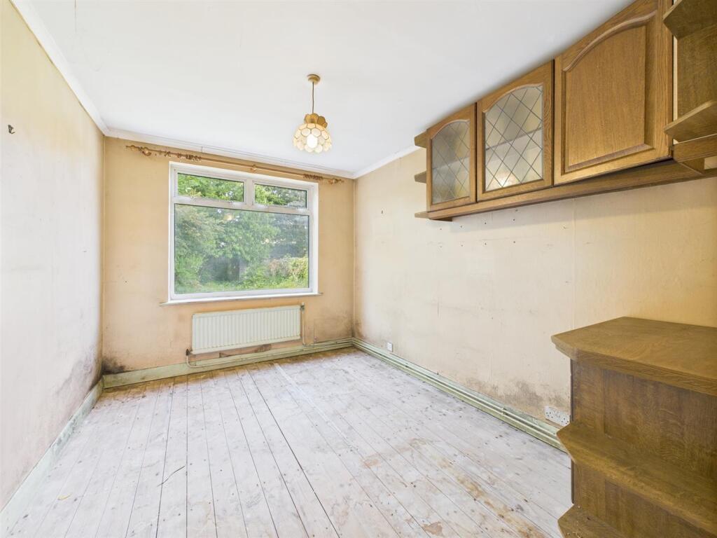 Breakfast room: