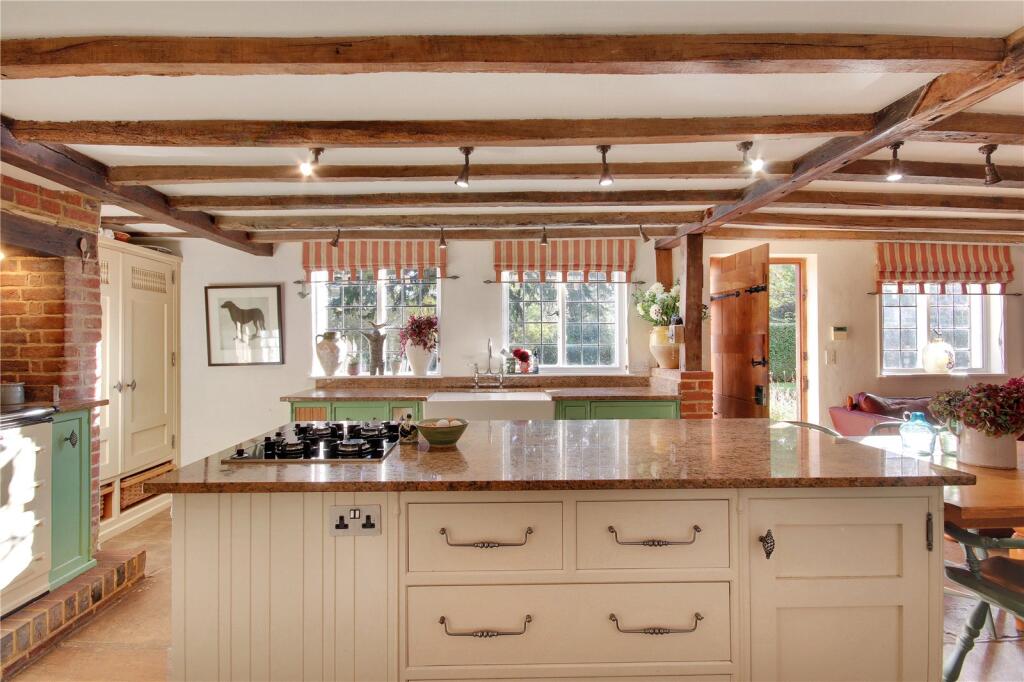 Kitchen/Breakfast